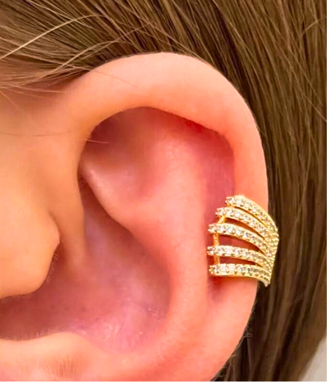 Stela Ear Cuff